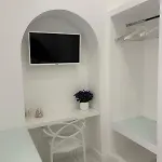 Ah Luxury *